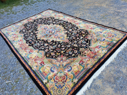 Persian Man Made Carpets Silk oN Silk Lovely &  Beautiful Shahi Tabriz  Design Carpet.196x300 Cm.
