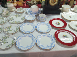 12 Victorian/Edwardian Foley porcelain tea set. Sold as seen
