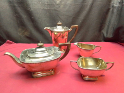 4 Pieces of Hecworth 1920s Style Silver Plated Tea Set.