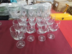 A Job lot of 17 Wine Glasses