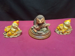 2  Chinese figures + Royal Doulton Hedgehog.