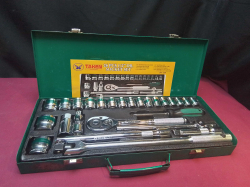 Taken 26 Pieces of Socket Set.