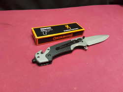 A New Browning Gun Makers Damascus Steel Hunting Folding Knife. 