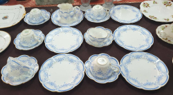 19 piece Victorian/Edwardian Foley porcelain tea set 
Sold as seen