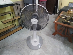 SHARP Modern Electric Fan