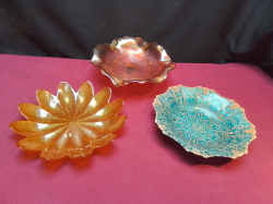 3 Pieces of Glasses Plates.