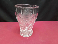 A Lovely Cut Glass Vase. W.11 H.16 Cm,