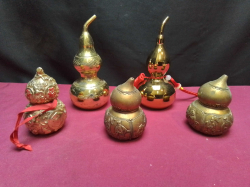 5 Lovely Oil/water bottles. 