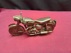 A very ornate and heavy motorbike model lovely condition. H.7 L.14 Cm.