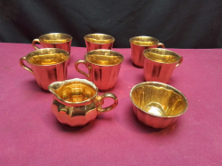 A Lot of WADE Gold Ceramic of 6 Cups, 1 Jug, 1 Bowl.