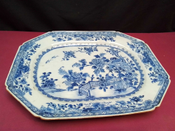 An Early Chinese Octagonal Plate Well Decorated in Underglaze Blue. W.27 L.36 Cm.