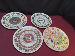 4 Wedgwood Calendar Plates in 1972-1975 and Similar. W.26 Cm.