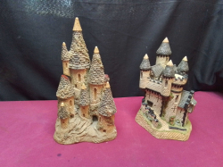 2 Extra Large Lilliput Lane Castles.