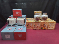 18x Boxes of new lovely mugs.