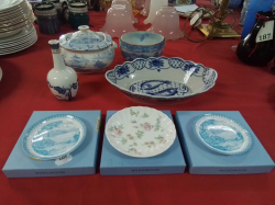 7 Pieces (3 Wedgwood Plates, 1 Willow Vase and 2 Bowl and 1 Tureen.