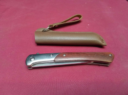 A new Browning Gun Makers Stainless Steel, Pocket Knife. 