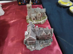 2 Very Large Lilliput Lane Models 1 Church 1 Manor Home.