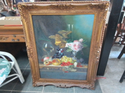 A Nice Oil on Canvas of Still Life with A Wooden Gilded Frame. 82x102 Cm.