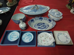 9 Pieces (4 Wedgwood Plates, 1 Willow Vase and 2 Bowl and 1 small Tureen & 1 Large Tureen.
