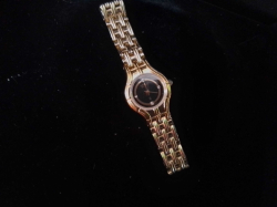 Lovely Sunlord Quartz ladies watch (working condition)