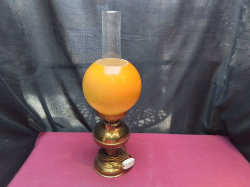 A Lovely Brass Electric Lamp. W.19 H.56 Cm.