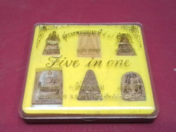 A boxed set of 6 Thai amulets 