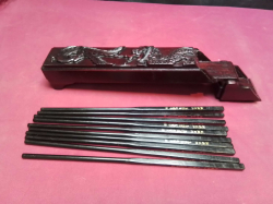 Superb dragon and phoenix decorated chopstick box containing a full set of quality chopsticks 