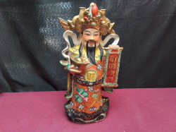 Large stood Chinese emperor. W.15 H.33 Cm.