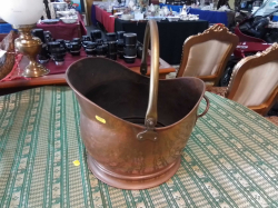 An Old English Brass Coal Scuttle. W.33 H.28 Cm.