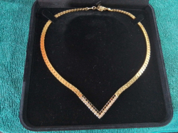 Beautiful Vintage gold tone and rhinestone,V shaped collar necklace.