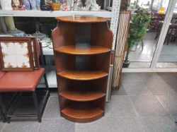 A Rosewood Corner display cabinet. Approx. H.117 cm W.55 cm