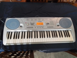 YAMAHA Electronic Piano 