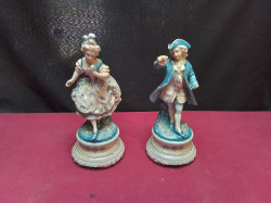 A Pair of 19th Century Dresden Figures Possibly by  Conta & Boehme. W.9 H.20 Cm.(man A/F)