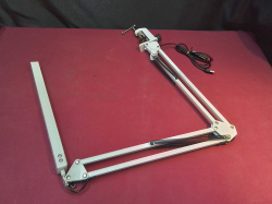 Bureau Lamp with USB cable.