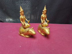 2 Thai large golden rats with riders on board . H.14 L.11 Cm.