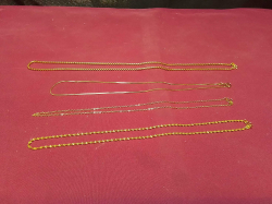 4x Gold Plated Ladies’ Necklaces Mixed Sizes.