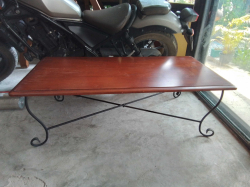 A Nice Wraught Iron Coffee Table with A Wooden Top. W.60 L.120 H.40 Cm.