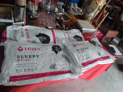 4 New Lotus Vacuum Pillows and 1 Bolster.