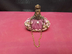 Old Chinese perfume bottle. W.8 H.8 Cm.