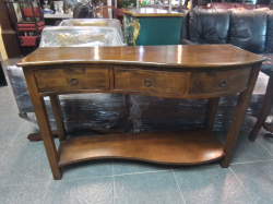 A Nice Serpentine Fronted 3 Drawers Side Cupboard with A Lower Shelf.W.120 D.41 H.78 Cm.