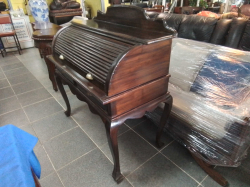 A Nice Early 20th Century Barrel Top Desk on Cabrio Legs with 2 Draws Solid Wood. W.109 D.57 H.118 Cm.