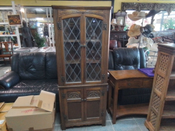 Vintage Georgian Style Mahogany Corner Cabinet. W.70 D.36 H.167 Cm.