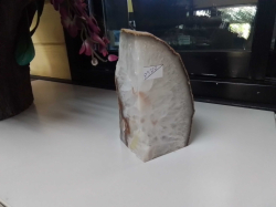A rock crystal quarter h.18 w.10