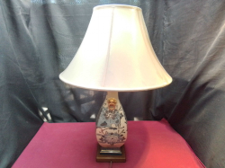 A Lovely Large Vase Lamp. W.48 H.72 Cm.