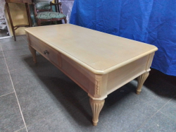 Cream  Coffee Table with Draw. W.58 L.118 H.42 Cm.