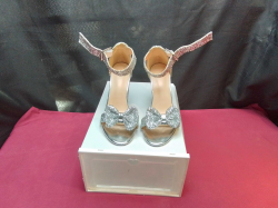 A New Lady Shoes Size 40  