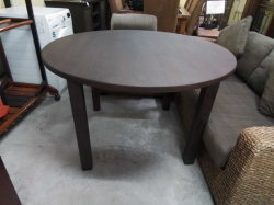 A Wooden Round Table. W.121 H.76 Cm.