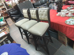 3 Nice Swivel Wooden Bar Stools.W.42 D.48 H.114 Cm.