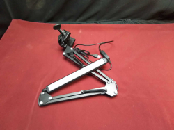 An LED desk light (plugs into laptop) working 