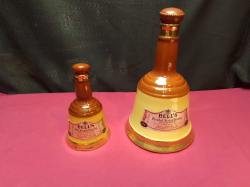 2 Bells Whisky Decanters by WADE. H.15,25 Cm.